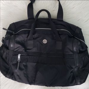 Lululemon duffle bag